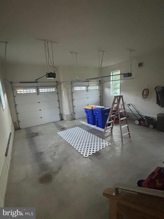 Building Photo - 32774 Harburg Dr