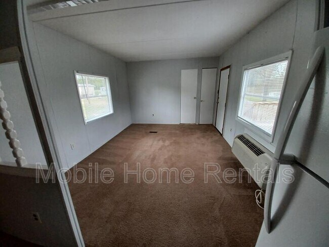 Building Photo - 3576 Goose Run