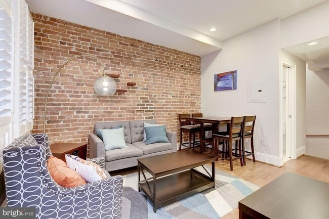 Building Photo - 1448 Harvard St NW