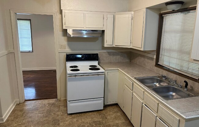 Building Photo - 2763 Emerald Dr