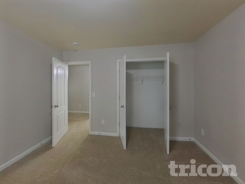 Building Photo - 7019 Carrington Pointe Dr