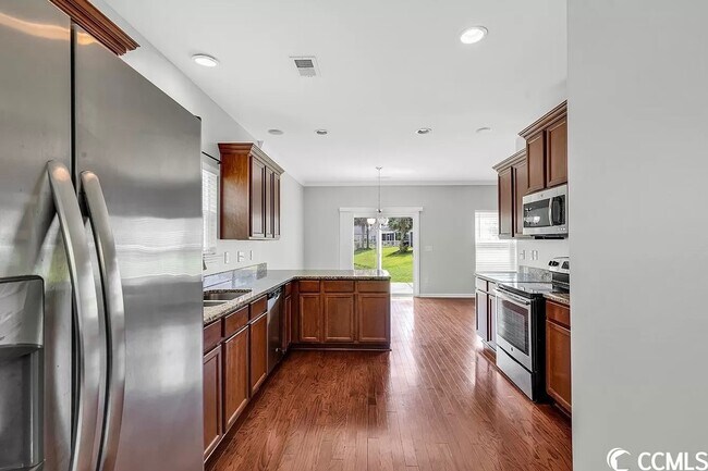 Building Photo - 4462 Marshwood Dr