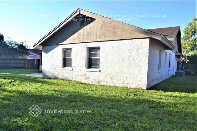 Building Photo - 1405 Barcelona Ct