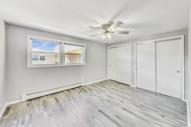 Building Photo - 6563 N Harlem Ave