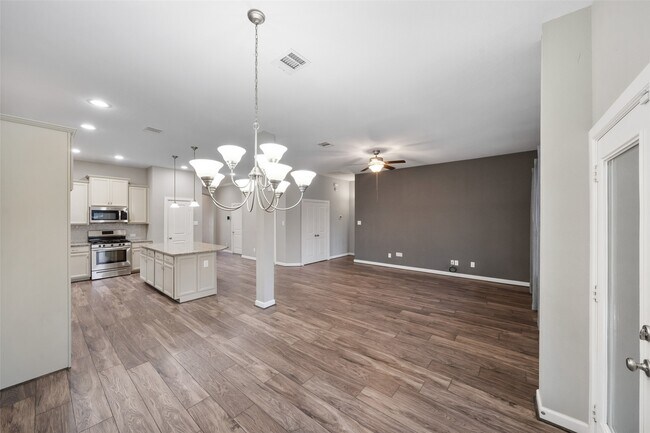 Building Photo - 262 Pleasant Hl Wy