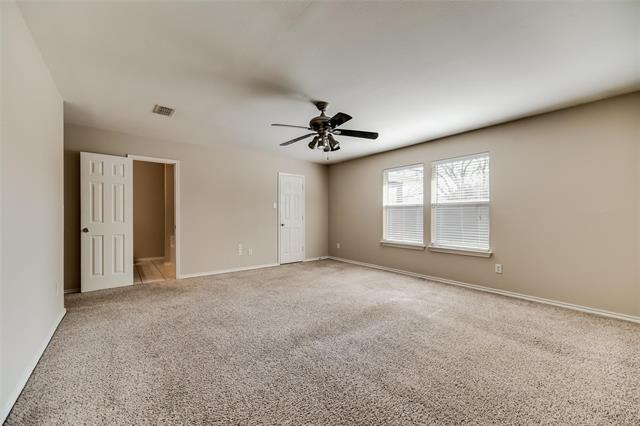 Building Photo - 2701 Sundance Dr