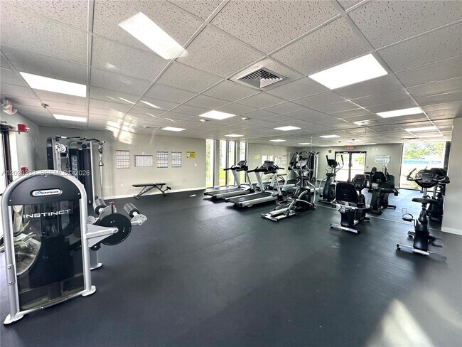 Building Photo - 8045 SW 107th Ave