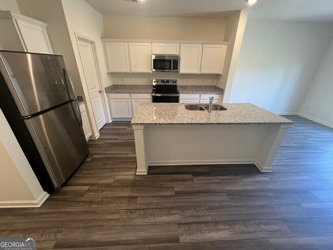 Building Photo - 7731 Sudbury Cir