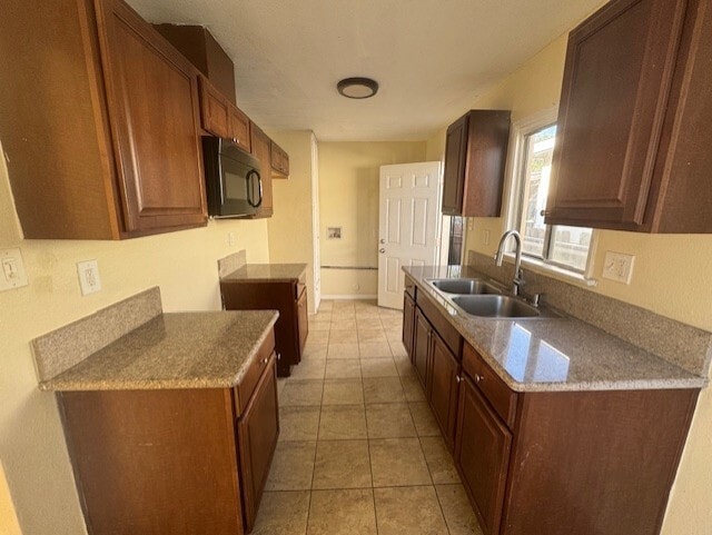 Building Photo - 1415 W 227th St