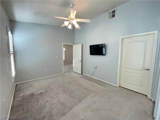 Building Photo - 2305 W Horizon Ridge Pkwy