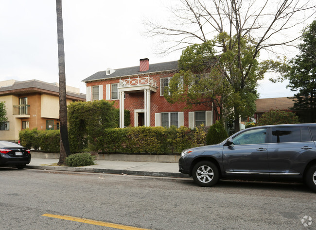 Primary Photo - 325 W Lomita Ave
