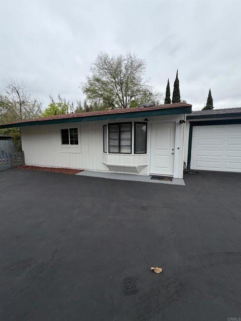 Building Photo - 227 Robelini Dr