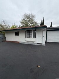 Building Photo - 227 Robelini Dr