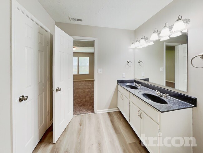 Building Photo - 951 Atir Ln