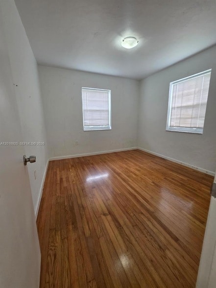 Building Photo - 1611 Coral Gate Dr