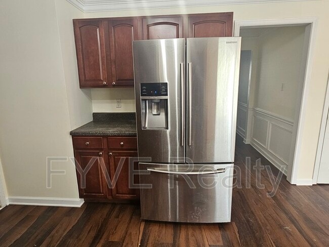 Building Photo - 2426 Middlebrook Ridge Ln