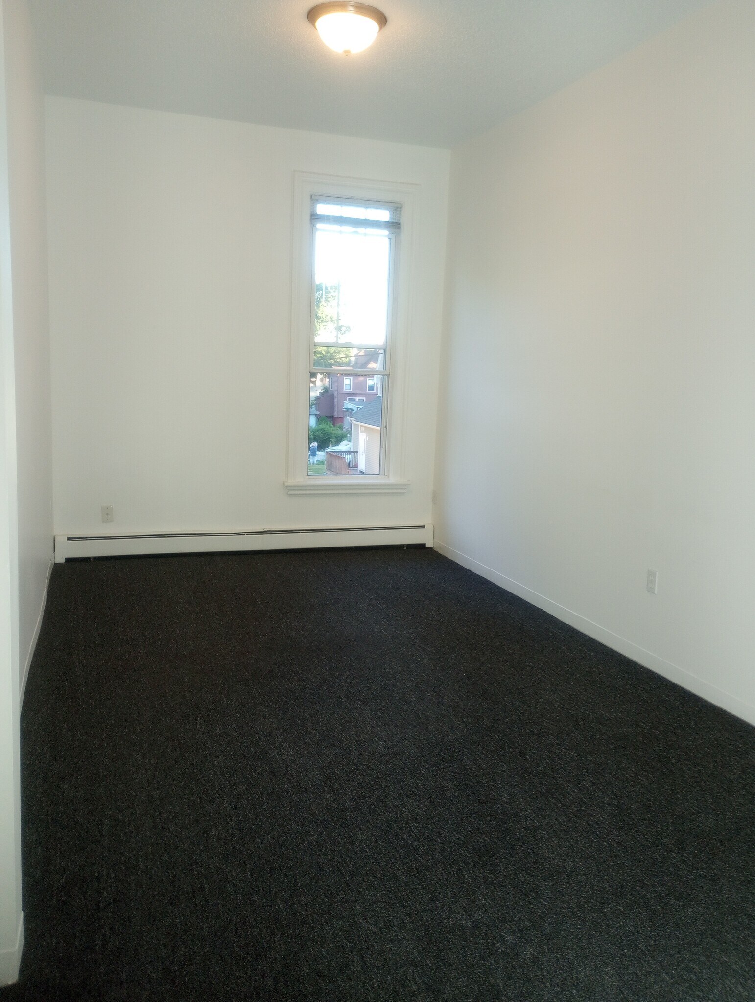 Building Photo - 138 Laurel Hill Ave