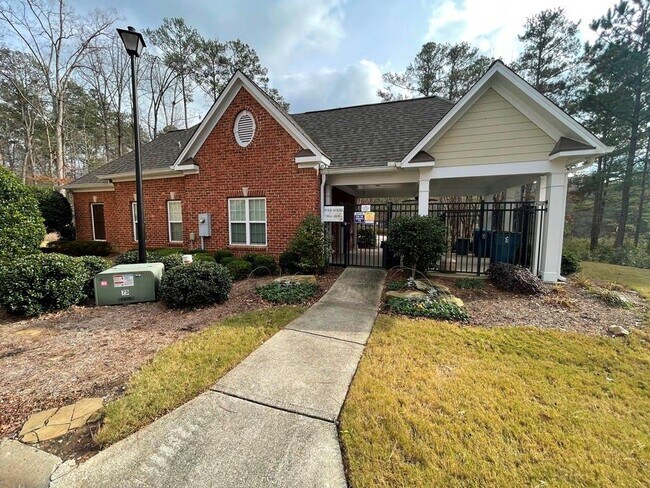 Building Photo - 12785 Doe Dr