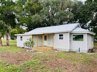 Building Photo - 483 SE Margaret Dr
