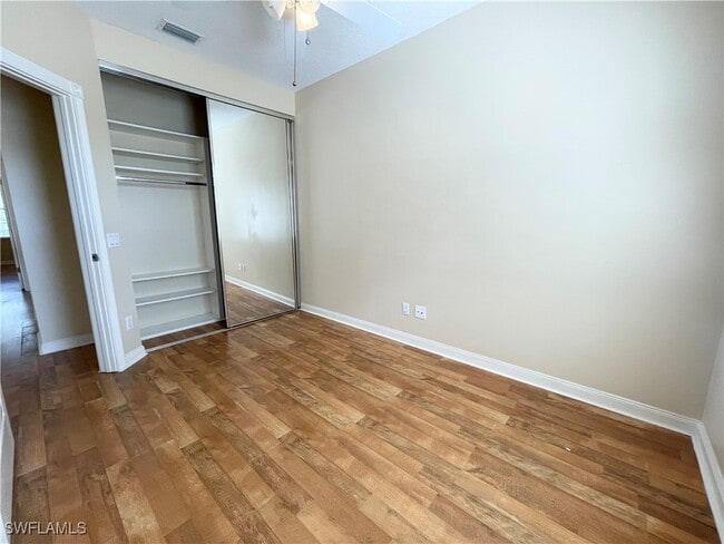 Building Photo - 5325 Cove Cir