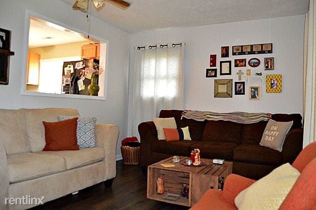 Building Photo - 3 br, 1 bath House - 350 Price Rd