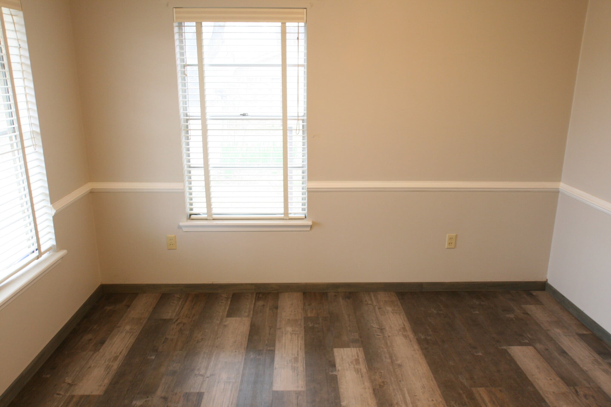 Building Photo - 503 Hilliard Dr