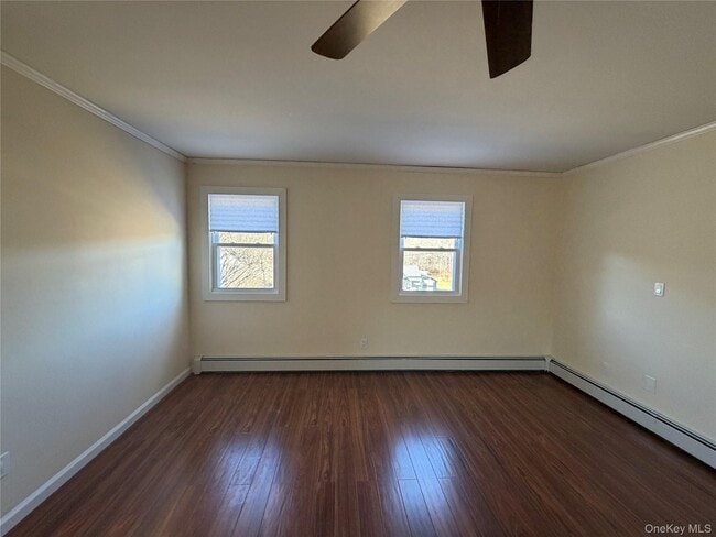 Building Photo - 14 Brookside Rd