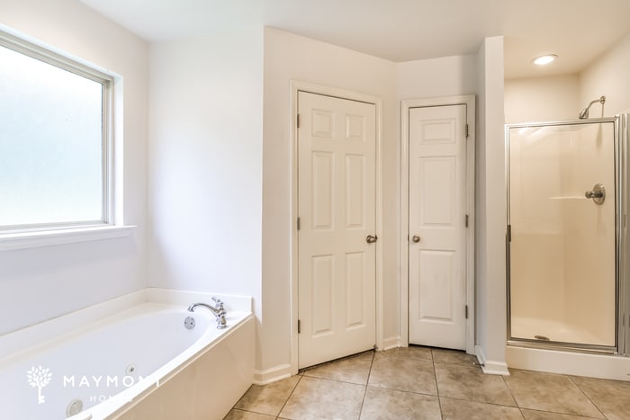 Building Photo - 1011 Katy Ln