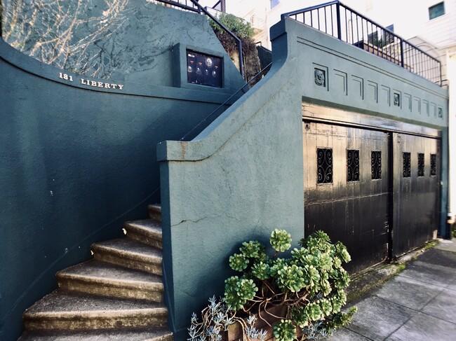 Sidewalk stairway, mailboxes - 181 Liberty St