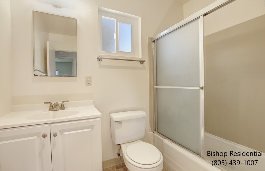 Building Photo - 633 Couper Dr