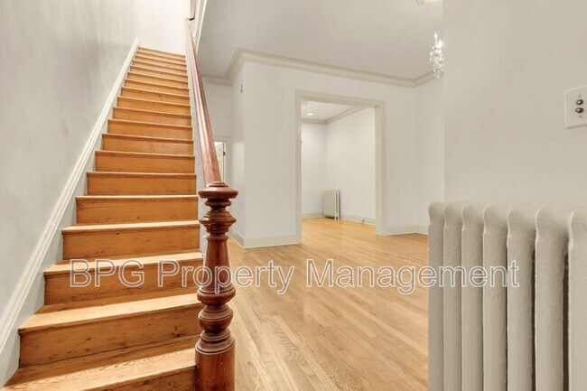 Building Photo - 1302 S St NW