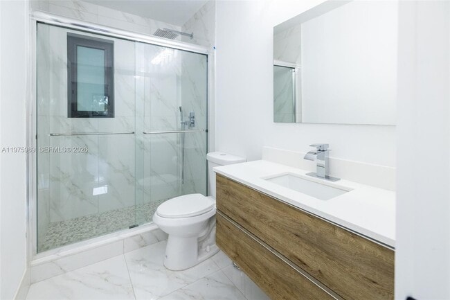 Building Photo - 3401 SW 17th St