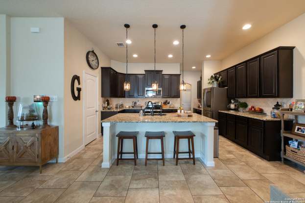Building Photo - 5633 Briar Fld