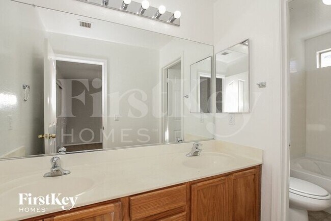 Building Photo - 14059 N 178th Ave