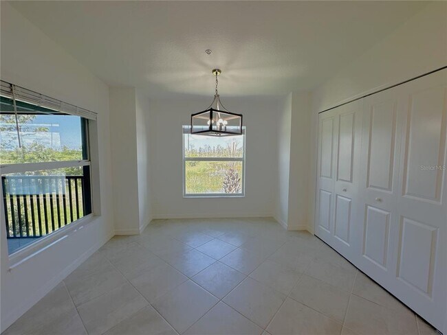 Building Photo - 14271 Heritage Landing Blvd