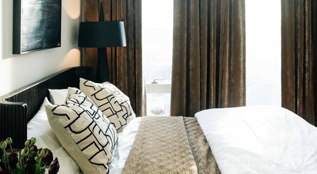 Building Photo - 111 E Carson Blvd