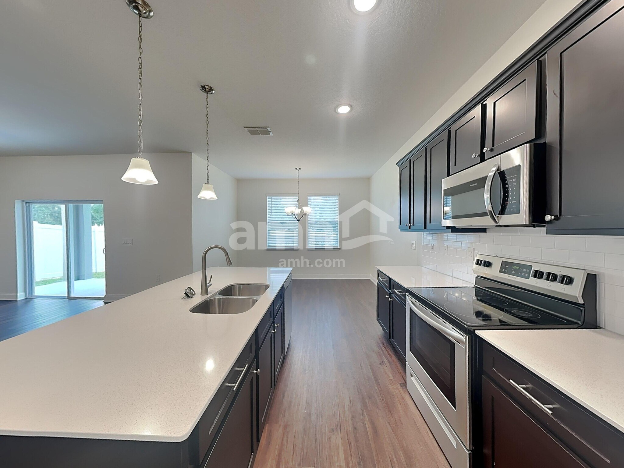 Building Photo - 6102 Little Blf Cir