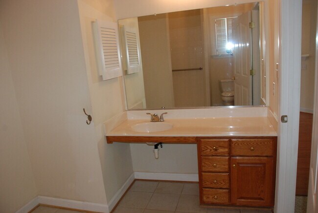 Building Photo - Renovated house for rent at Villages of We...