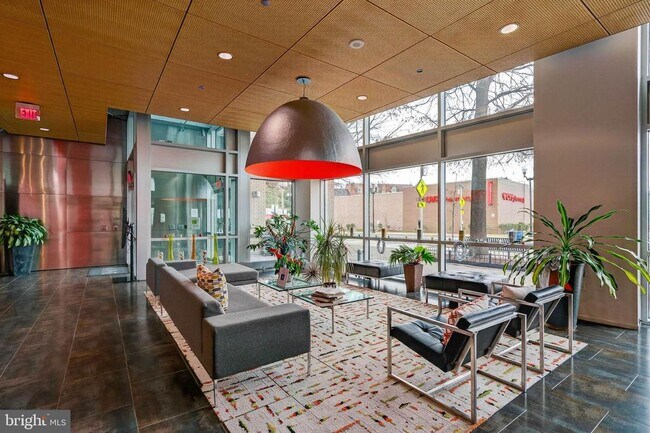 Building Photo - 3409 Wilson Blvd