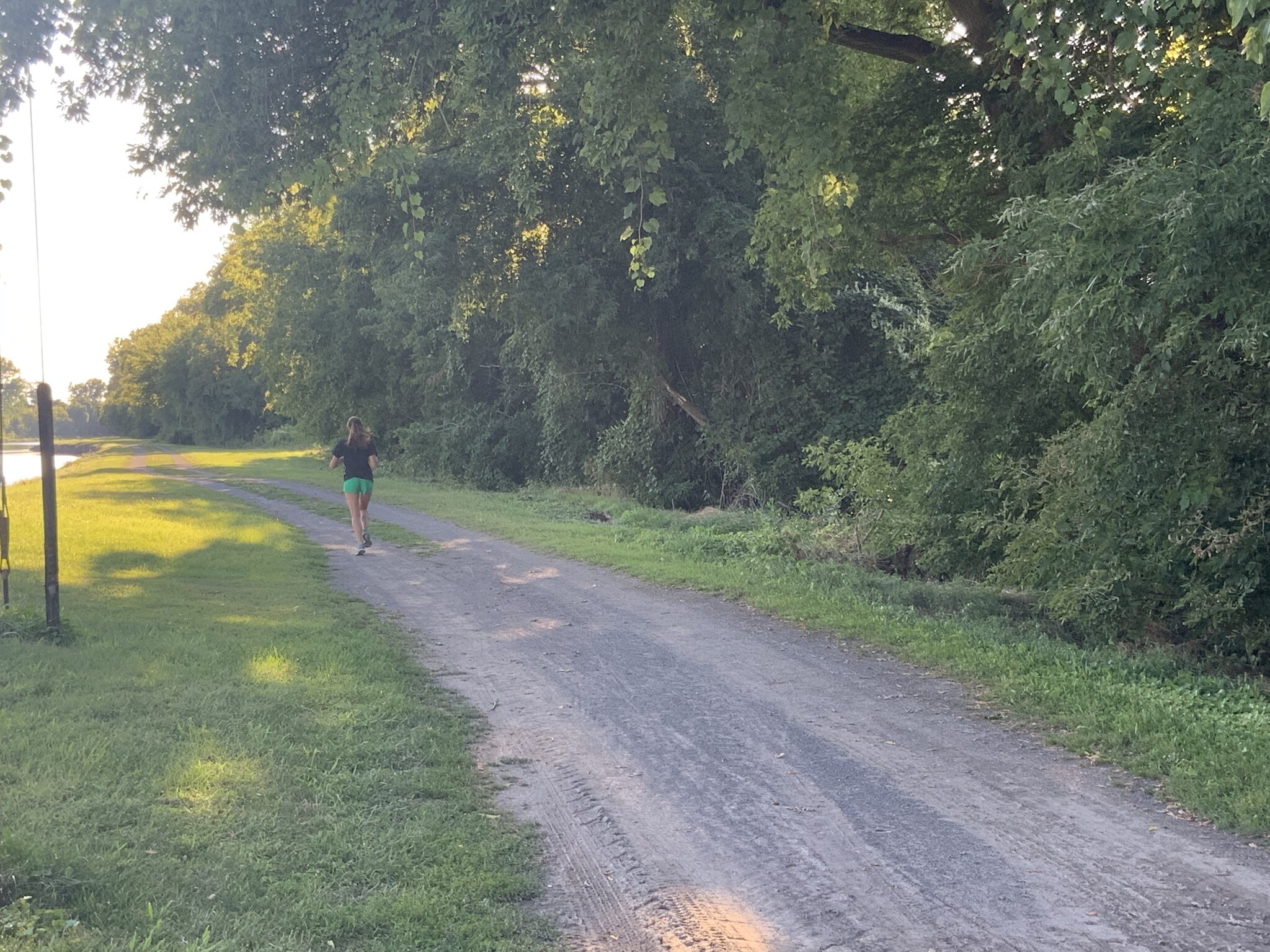 Building Photo - 4444 Main St