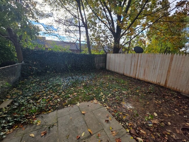 Building Photo - 4 S Cannon Dr