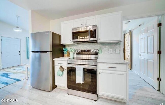 Building Photo - 2621 Lagoon Knoll Dr