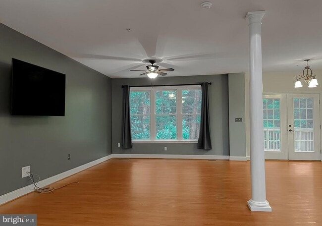 Building Photo - 46230 Sylvan Ct