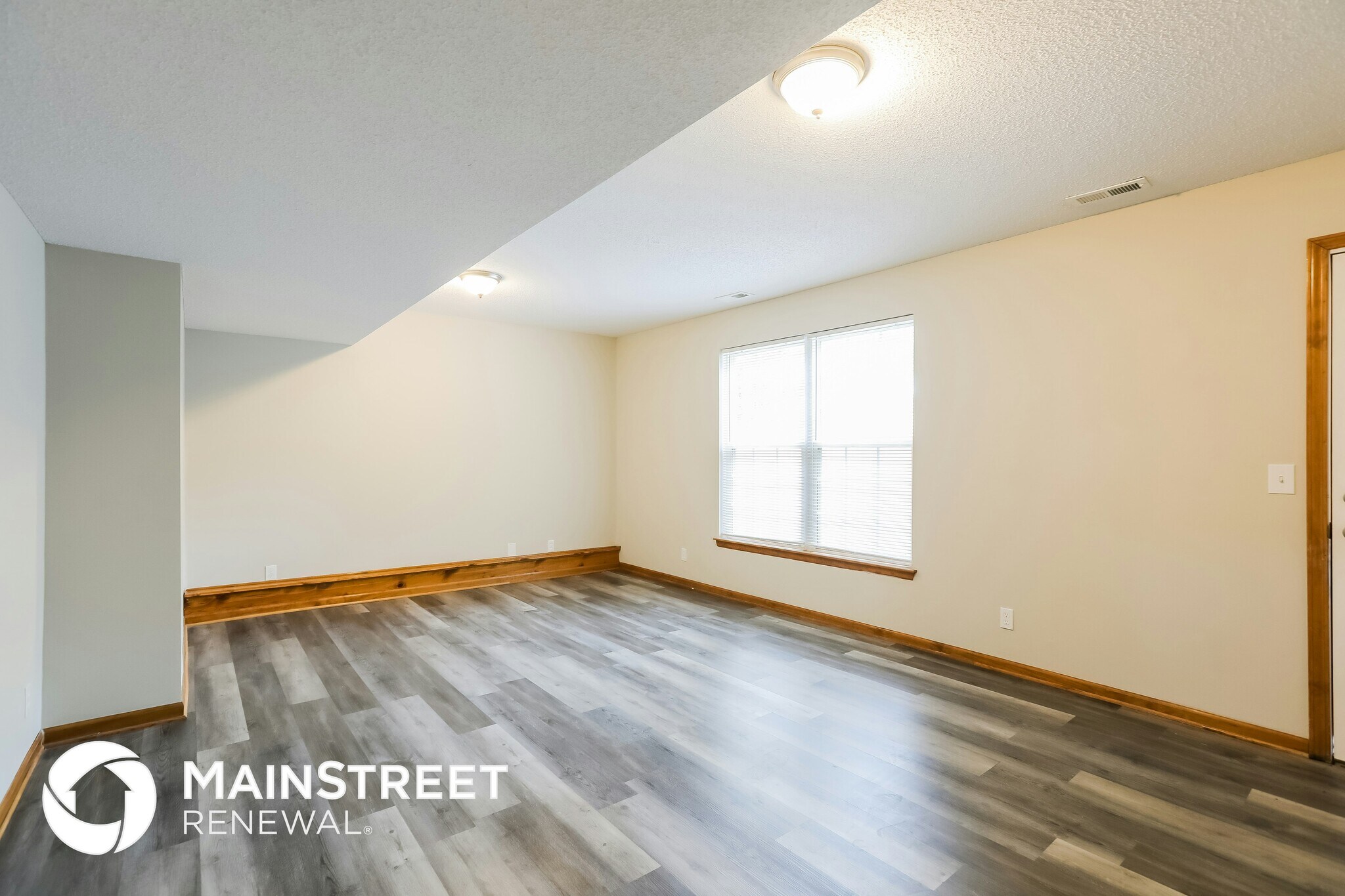 Building Photo - 5508 Scenic Dr