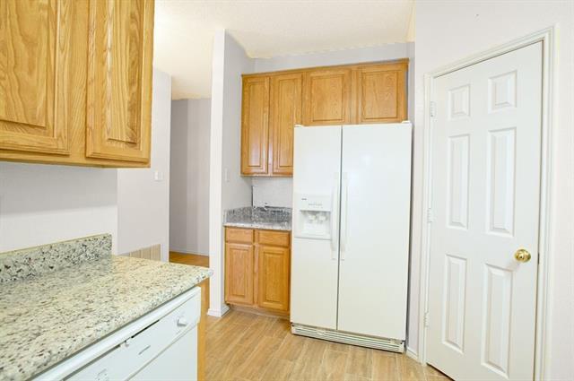 Building Photo - 10617 Wolfcreek Ln