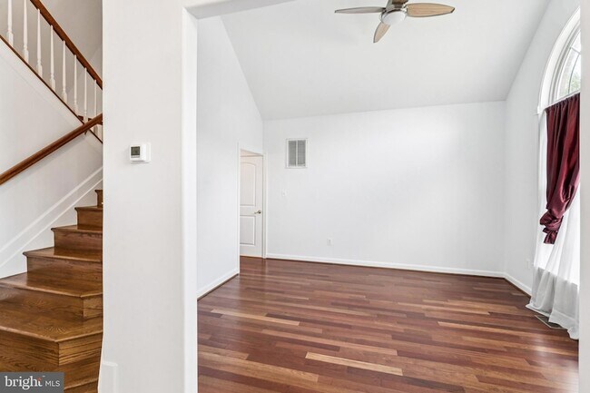 Building Photo - 109 Quail Ct