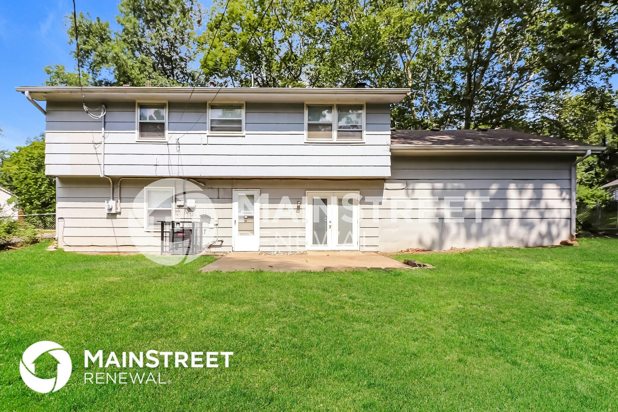 Building Photo - 7200 Willow Ave