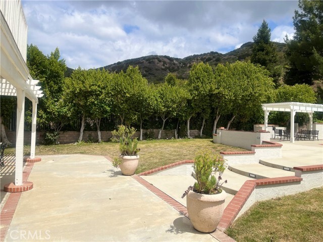 Building Photo - 24633 Stagg St