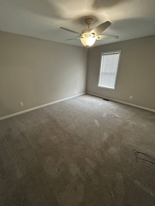 Building Photo - Spacious Ranch in Great Location!!!