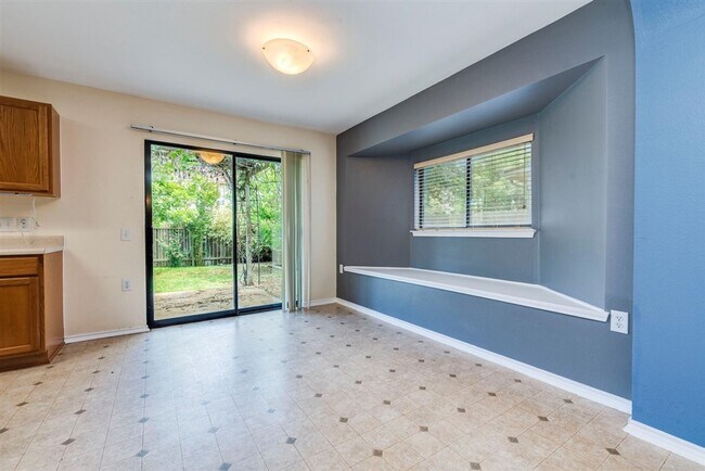 Building Photo - Beautiful Home in Southeast Austin – Pool ...